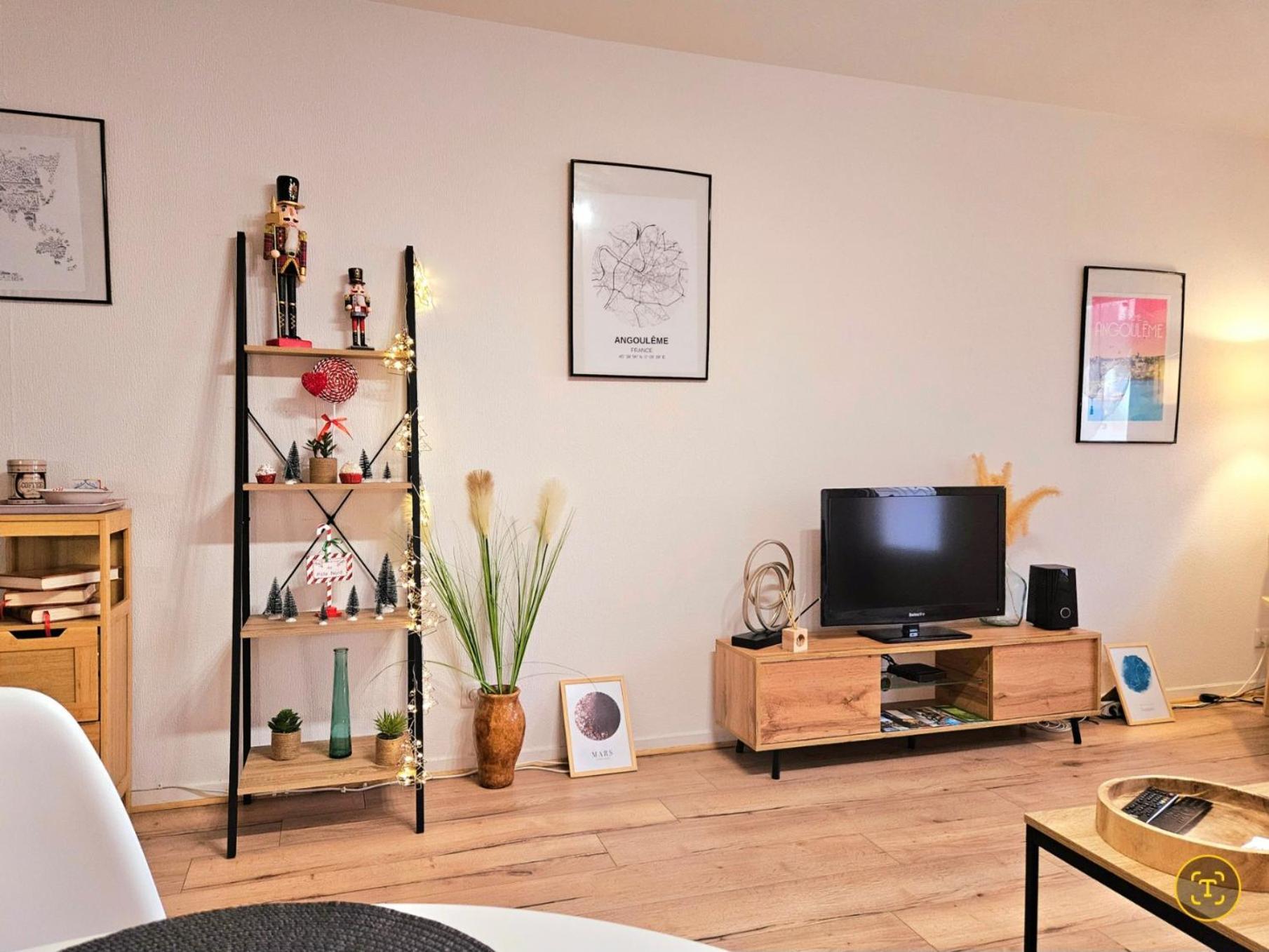 Appartement Cosy Proche Gare - Fibre Optique Et Parking Angoulême Екстериор снимка